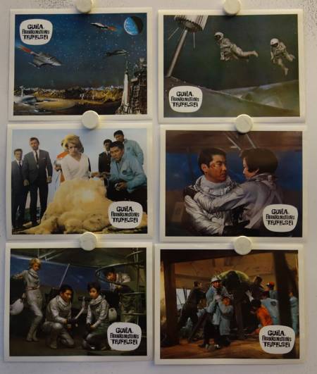 Guilala - The X from Outer Space original german lobby cards (15)